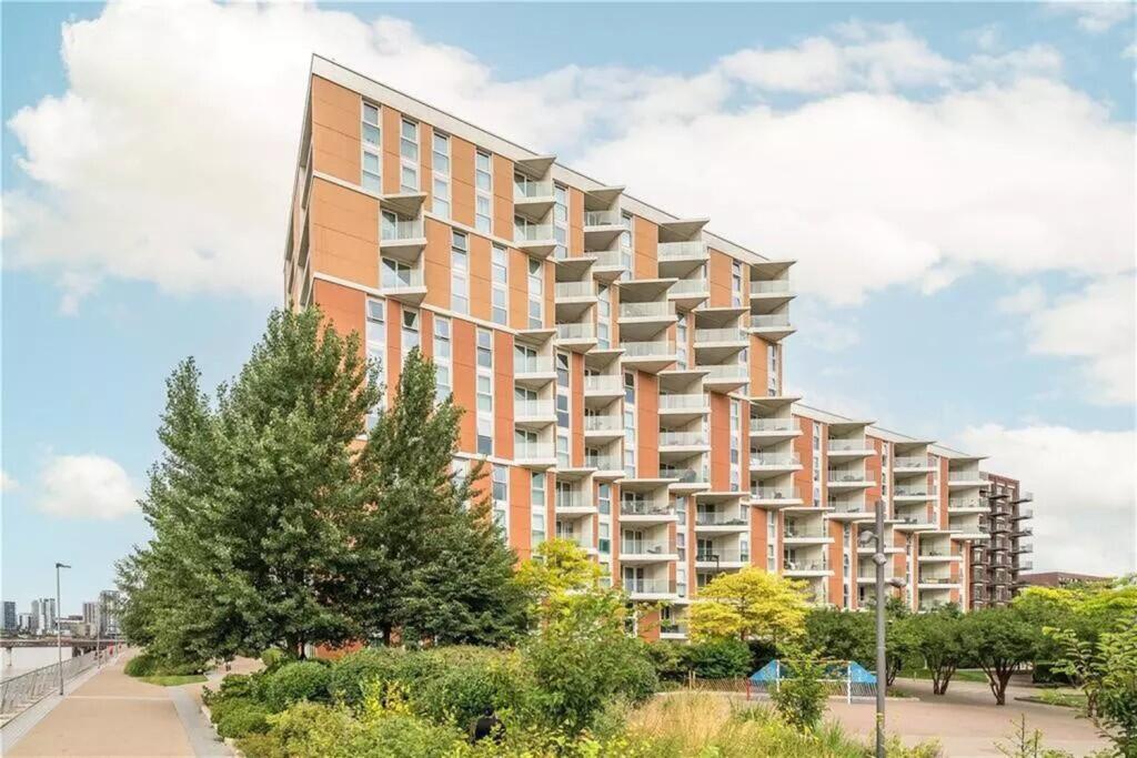 2 bed Apartment for rent in Woolwich. From Spencer James Residential - London