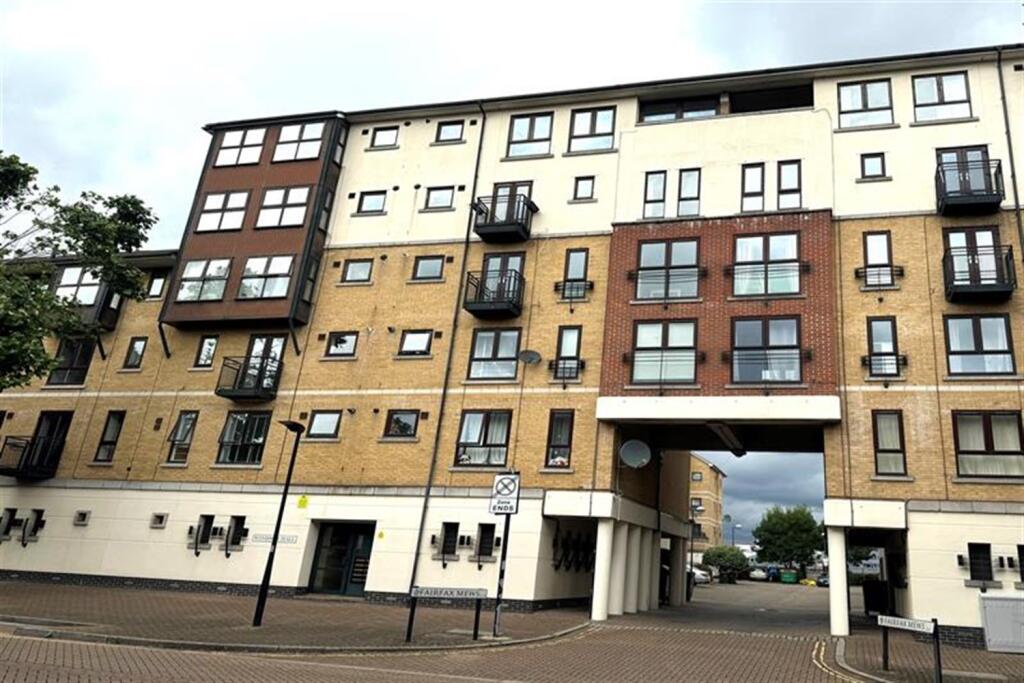 2 bed Apartment for rent in Poplar. From Spencer James Residential - London