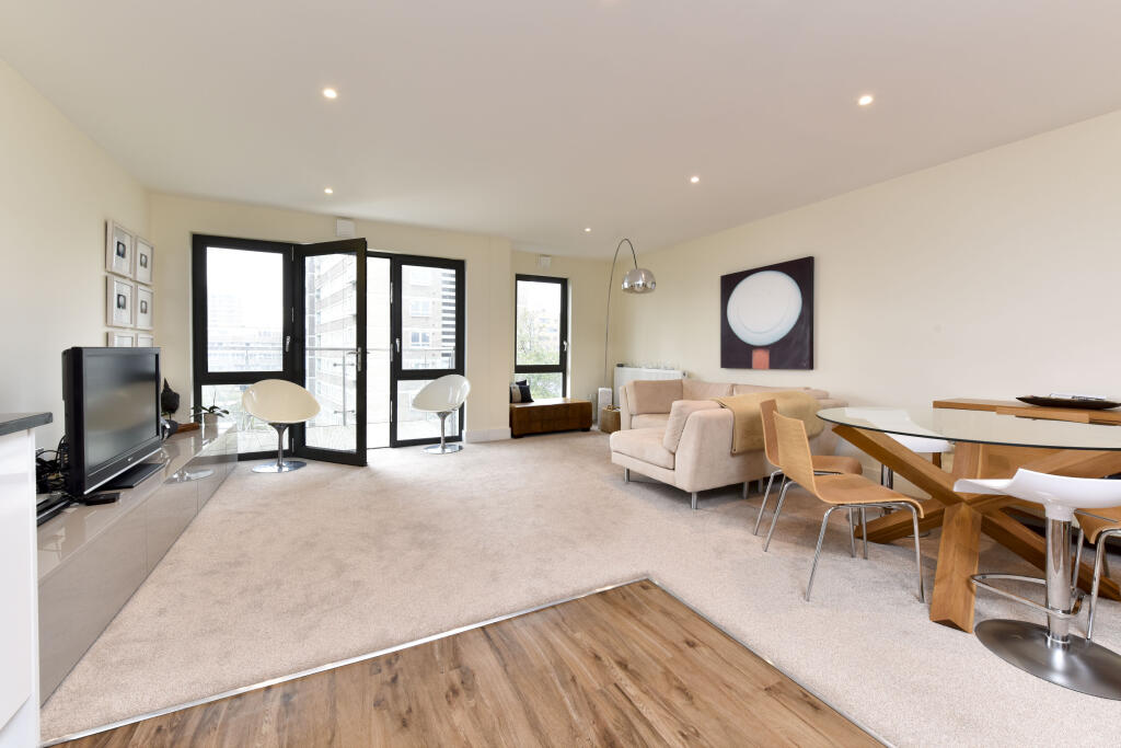 2 bed Apartment for rent in Battersea. From Portico - Battersea Square