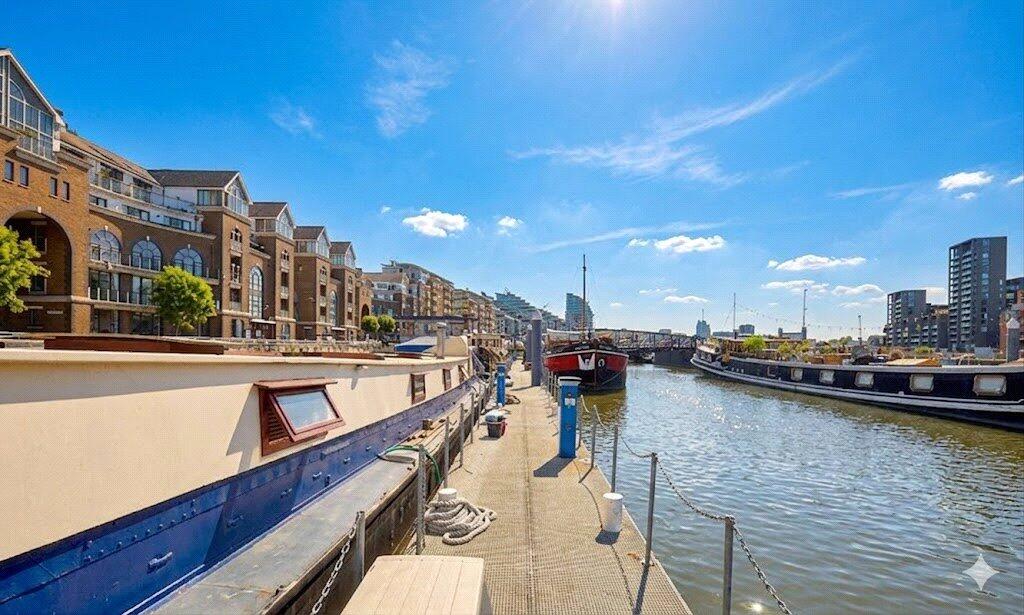 2 bed Detached for rent in London. From Portico - Battersea Square