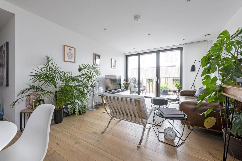 1 bed Detached for rent in Battersea. From Portico - Battersea Square 1 bed Detached for rent in Battersea. From Portico - Battersea Square