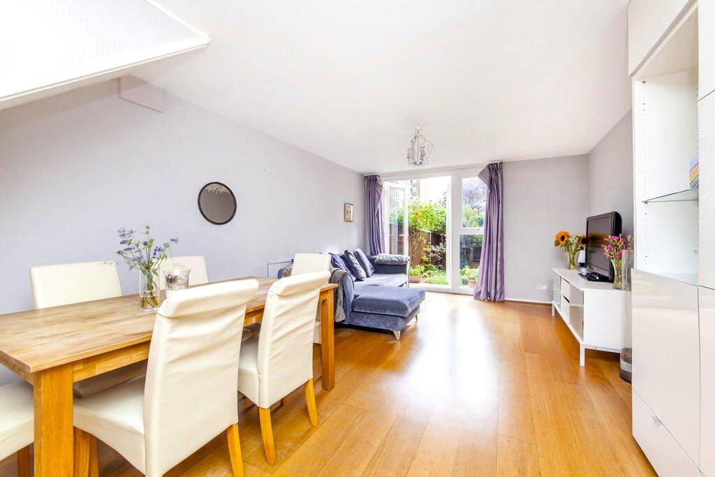 3 bed 1st Floor Flat for rent in Battersea. From Portico - Battersea Square