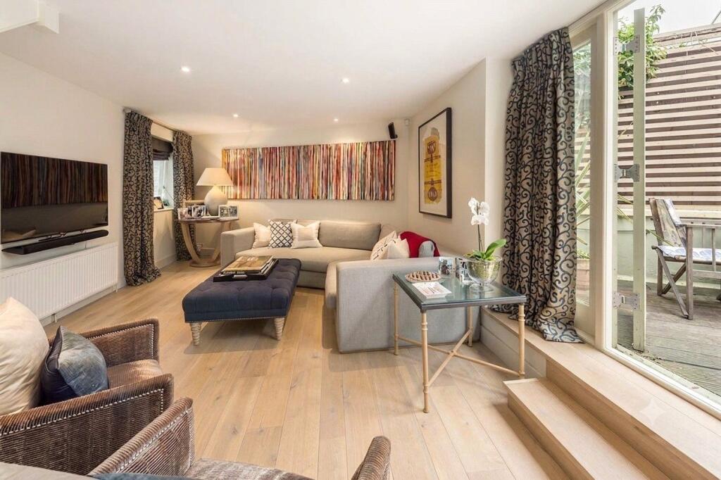 4 bed Mid Terraced House for rent in Battersea. From Portico - Battersea Square 4 bed Mid Terraced House for rent in Battersea. From Portico - Battersea Square