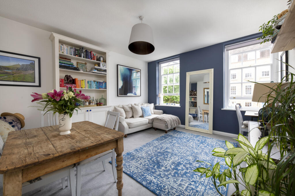 1 bed 1st Floor Flat for rent in London. From Portico - Battersea Square 1 bed 1st Floor Flat for rent in London. From Portico - Battersea Square