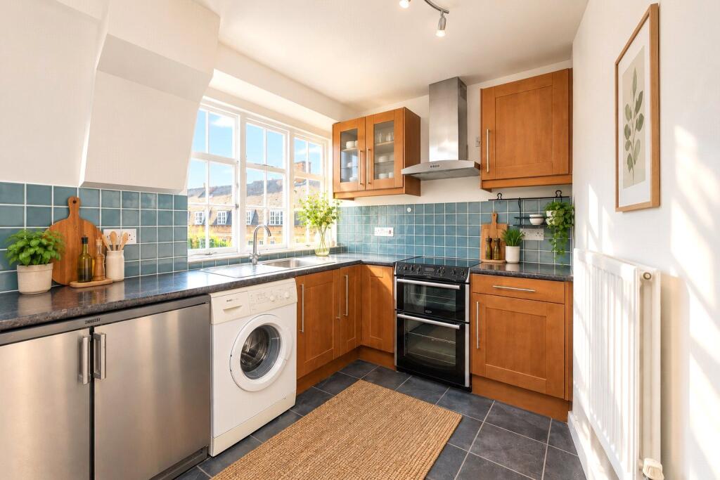 1 bed Detached for rent in London. From Portico - Battersea Square