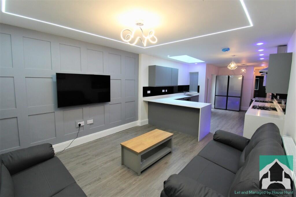 6 bed Mid Terraced House for rent in Birmingham. From House Hunt - Birmingham 6 bed Mid Terraced House for rent in Birmingham. From House Hunt - Birmingham