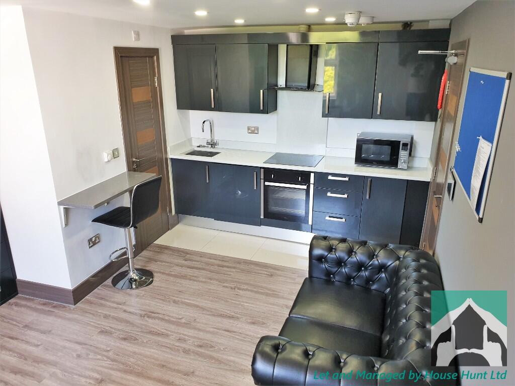 1 bed Mid Terraced House for rent in Birmingham. From House Hunt - Birmingham