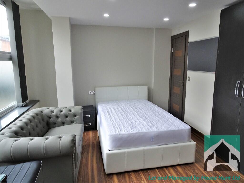 1 bed 1st Floor Flat for rent in Birmingham. From House Hunt - Birmingham