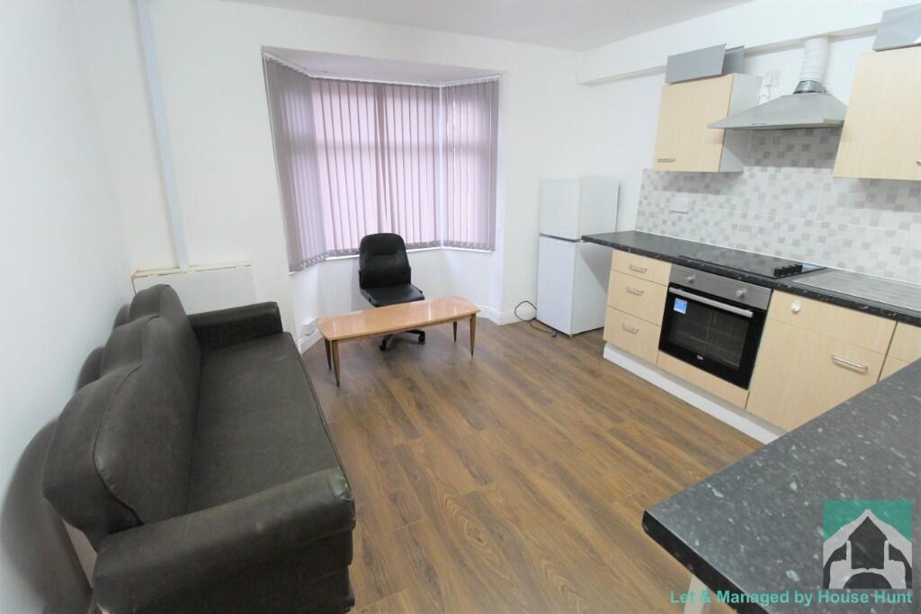 3 bed Mid Terraced House for rent in Birmingham. From House Hunt - Birmingham