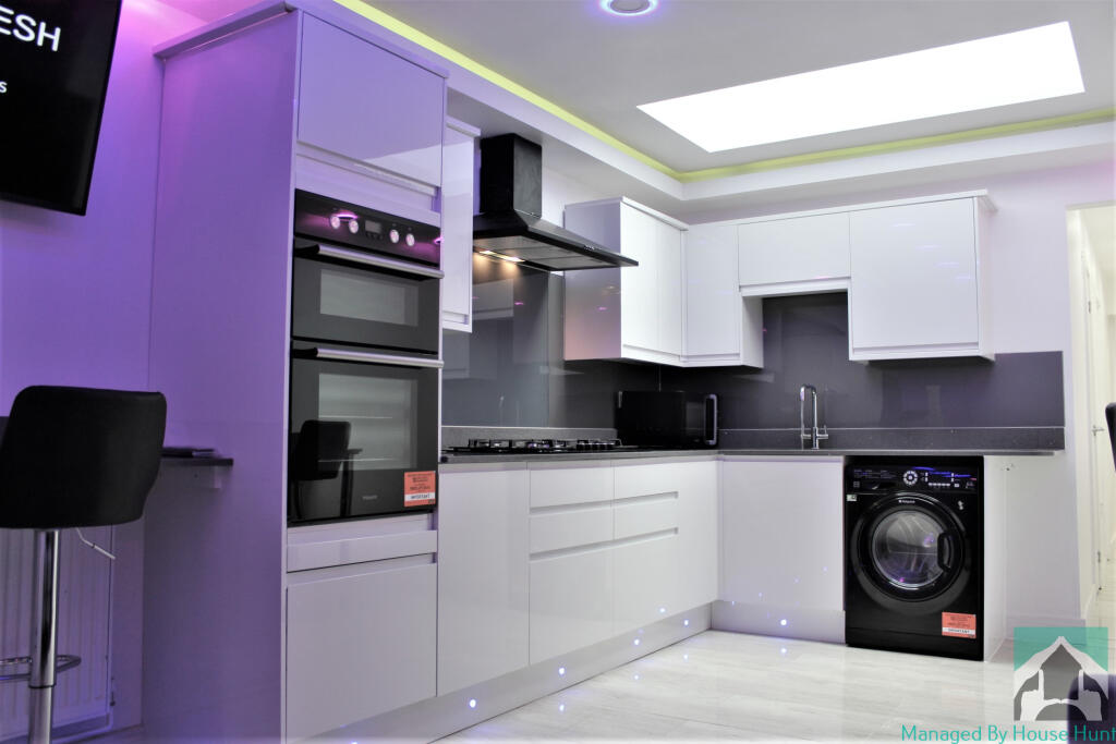 6 bed Mid Terraced House for rent in Birmingham. From House Hunt - Birmingham