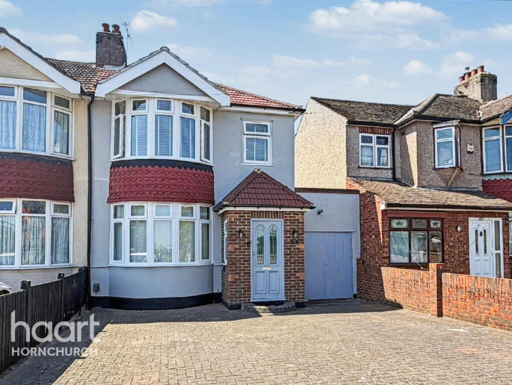 4 bed Semi Detached for rent in Rainham. From haart - Hornchurch