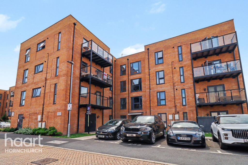2 bed Apartment for rent in Rainham. From haart - Hornchurch