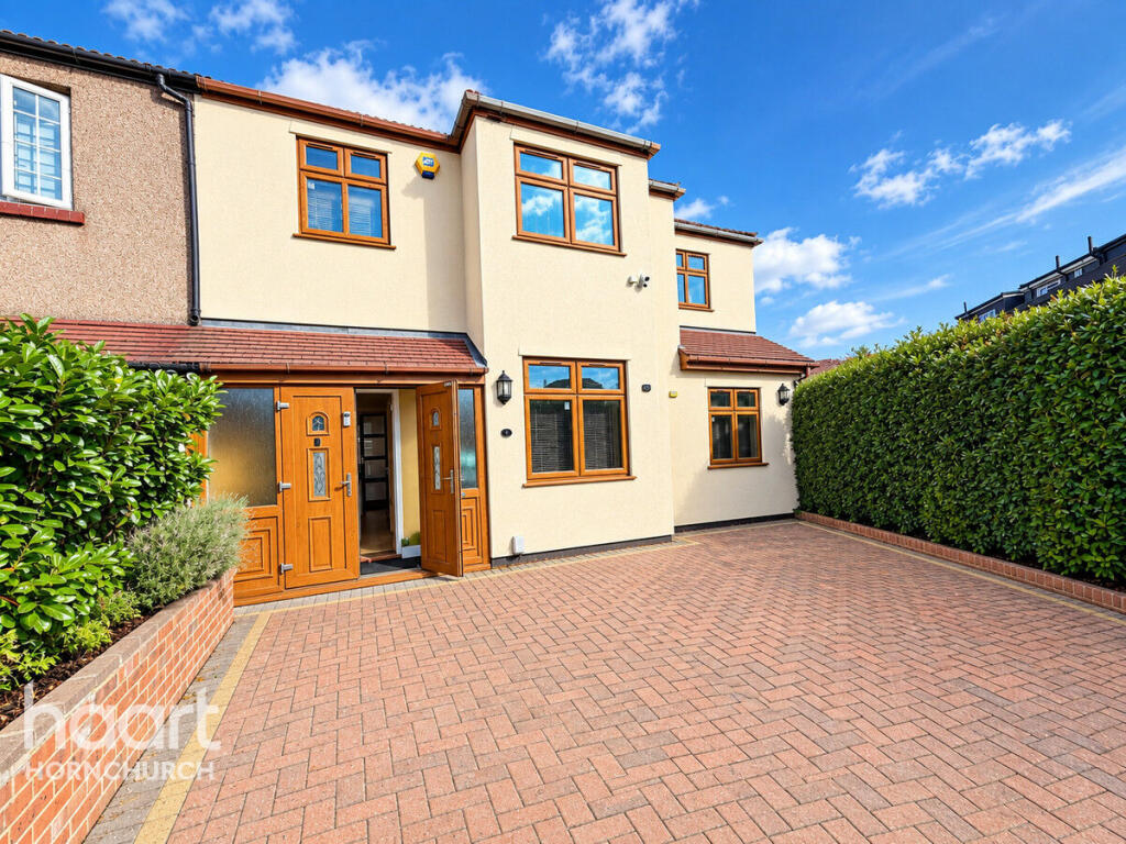 6 bed Semi Detached for rent in Rainham. From haart - Hornchurch 6 bed Semi Detached for rent in Rainham. From haart - Hornchurch