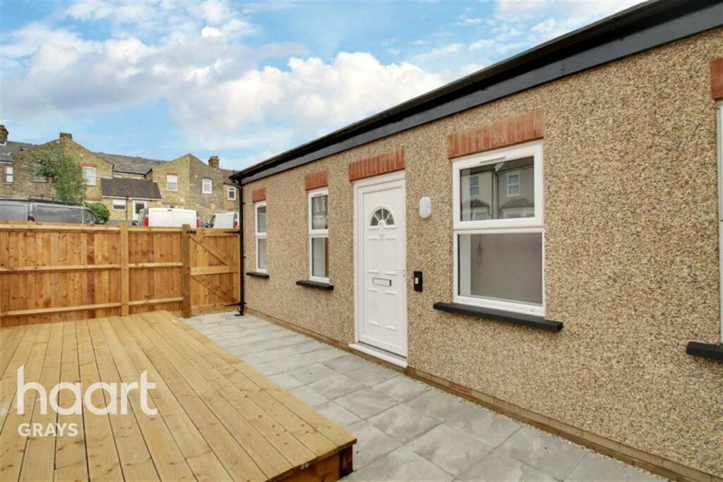 2 bed Maisonette for rent in Grays. From haart Grays