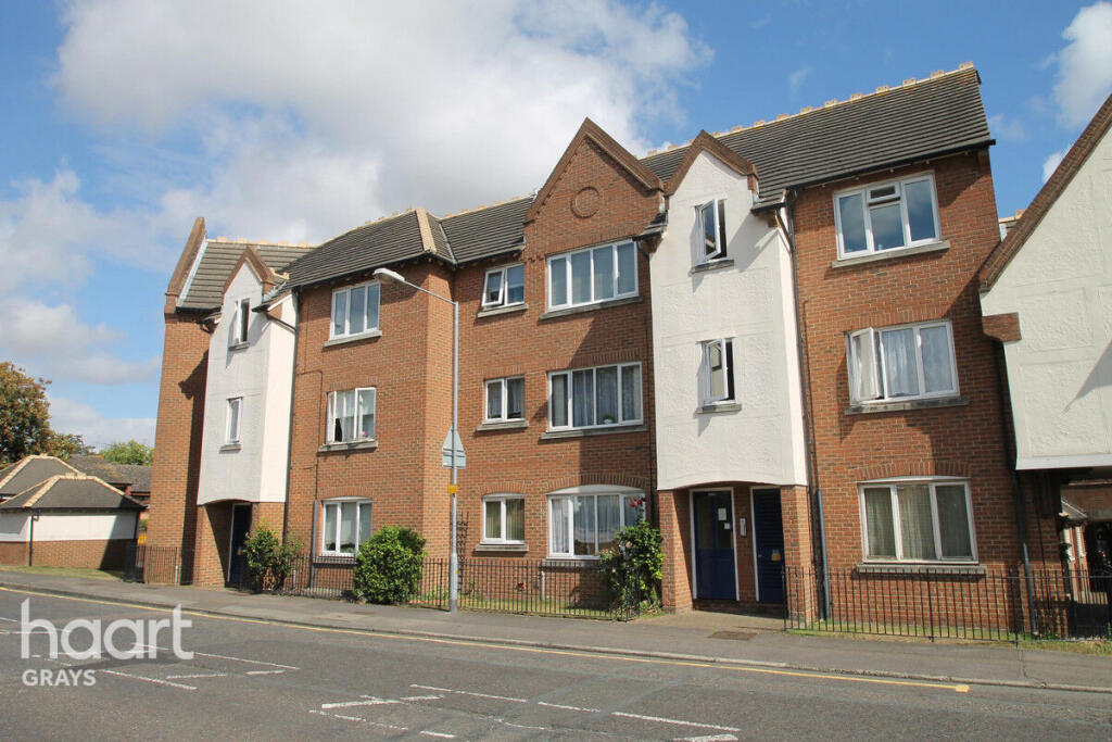 2 bed 1st Floor Flat for rent in Grays. From haart - Grays