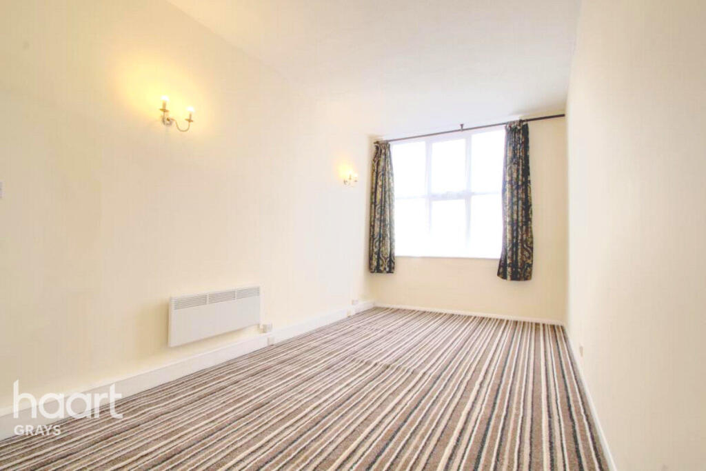 1 bed 1st Floor Flat for rent in Tilbury. From haart - Grays