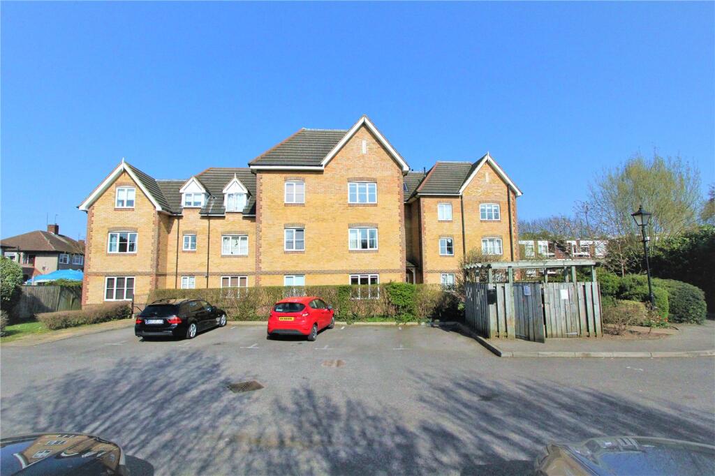 2 bed Apartment for rent in Harrow. From Ellis & Co - Stanmore