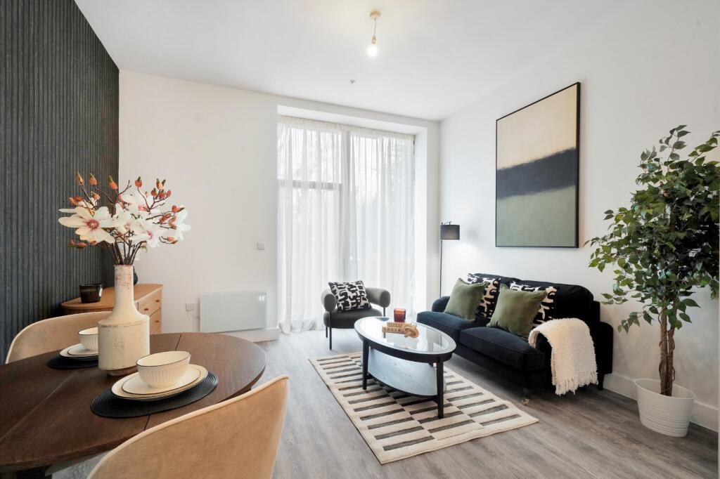 1 bed Apartment for rent in Harlow. From Ellis & Co - Stanmore