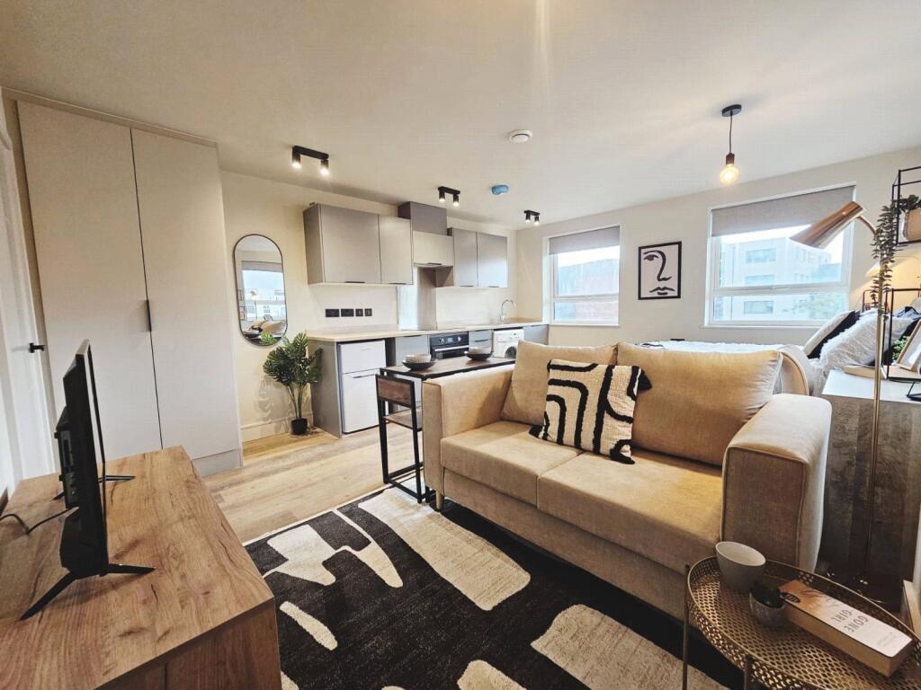 0 bed Apartment for rent in Romford. From Ellis & Co - Stanmore