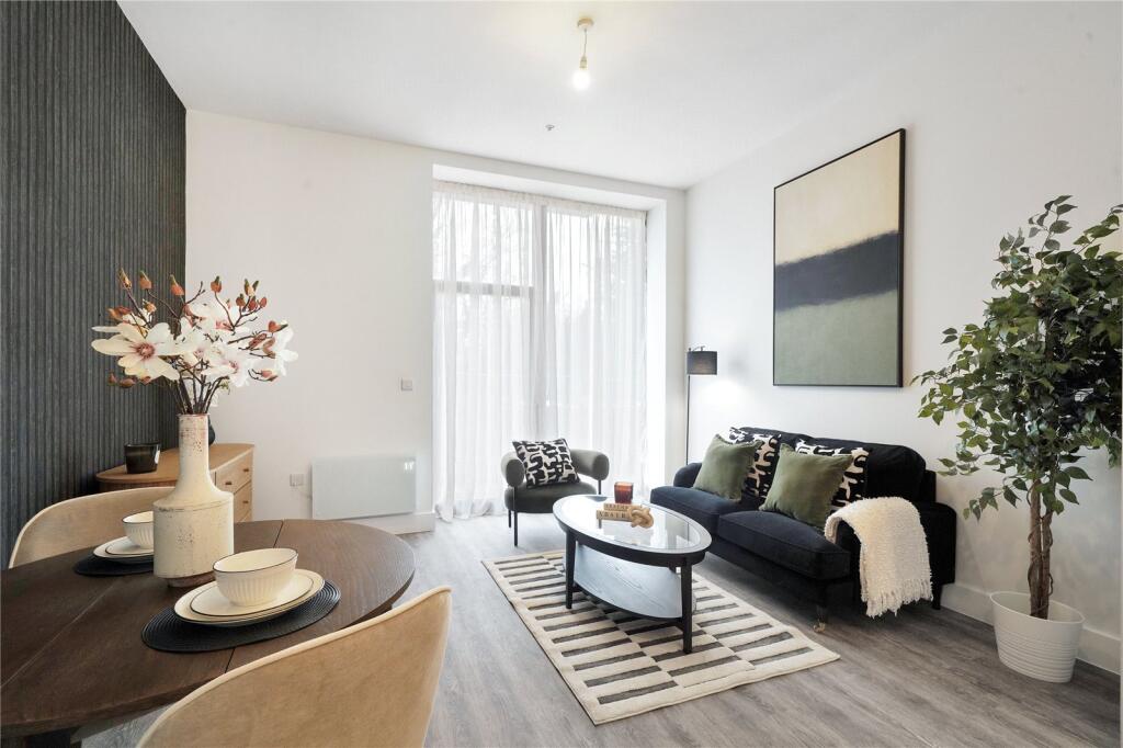 0 bed Apartment for rent in Harlow. From Ellis & Co - Stanmore