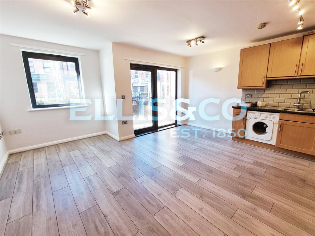 2 bed Apartment for rent in Harrow. From Ellis & Co - Stanmore