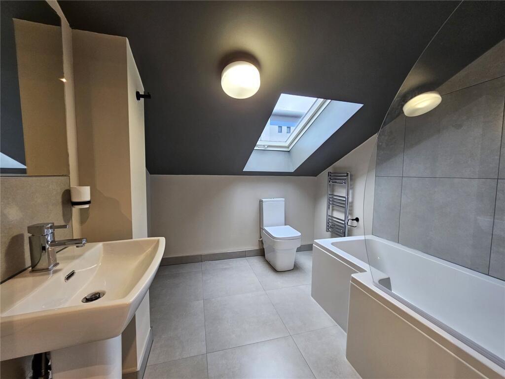 1 bed Apartment for rent in Romford. From Ellis & Co - Stanmore