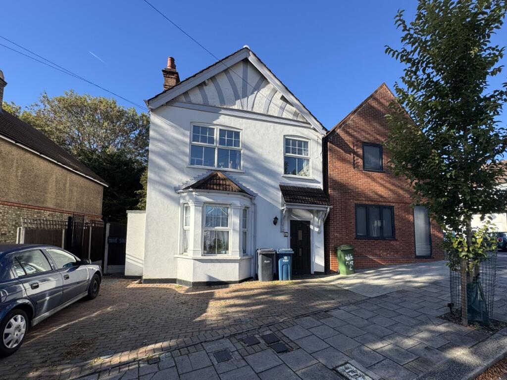 2 bed Apartment for rent in Stanmore. From Ellis & Co - Stanmore 2 bed Apartment for rent in Stanmore. From Ellis & Co - Stanmore