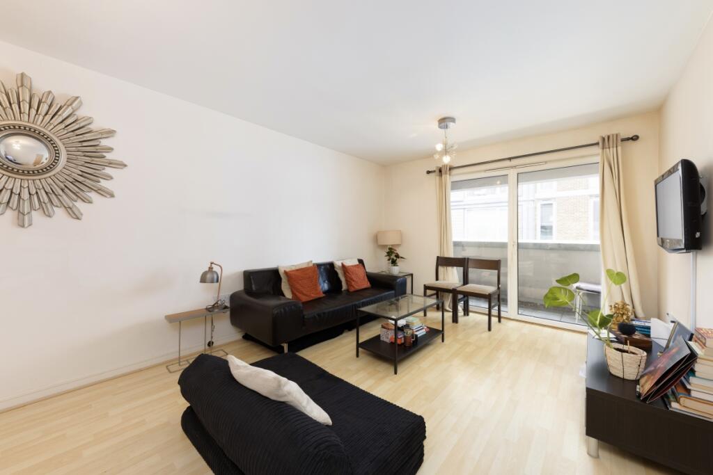 2 bed Apartment for rent in Bermondsey. From Cluttons - Tower Bridge - Lettings 2 bed Apartment for rent in Bermondsey. From Cluttons - Tower Bridge - Lettings
