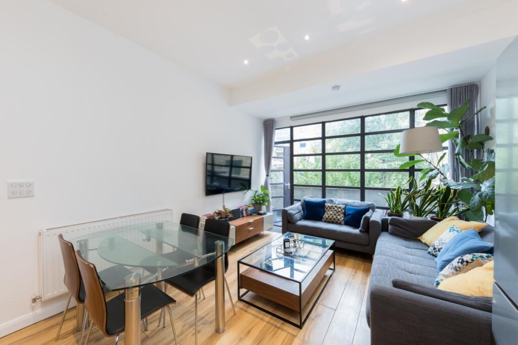 1 bed Apartment for rent in London. From Cluttons - Tower Bridge - Lettings