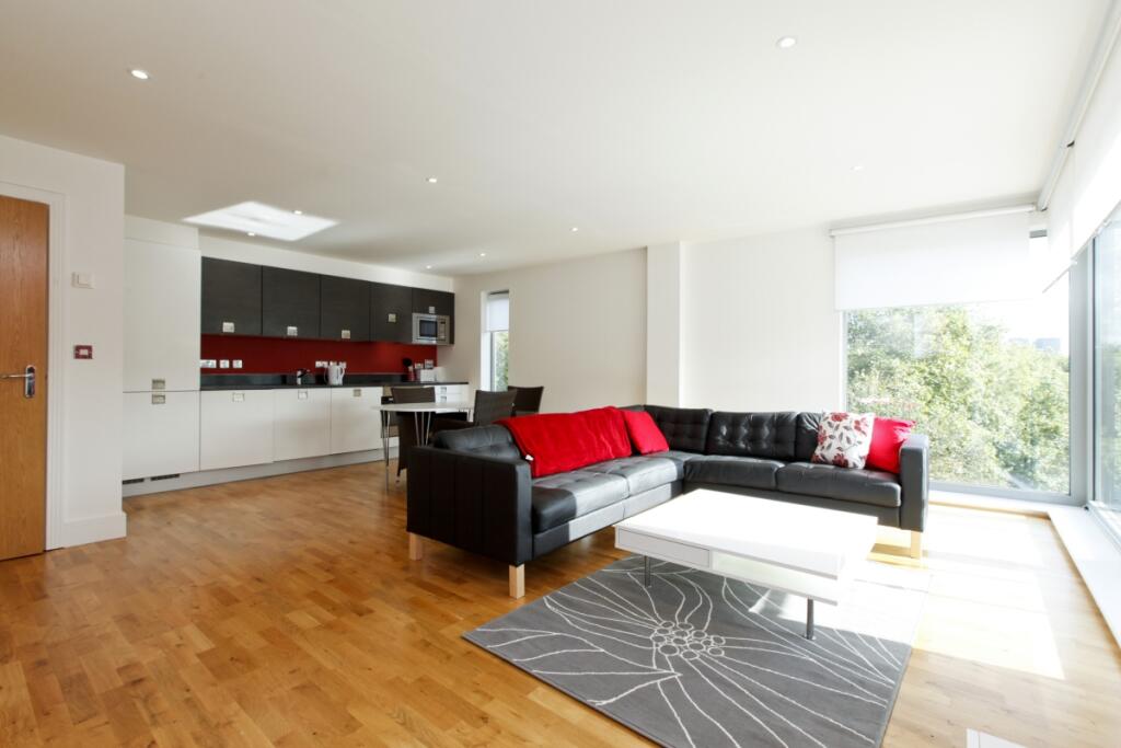 2 bed 1st Floor Flat for rent in London. From Cluttons - Tower Bridge - Lettings