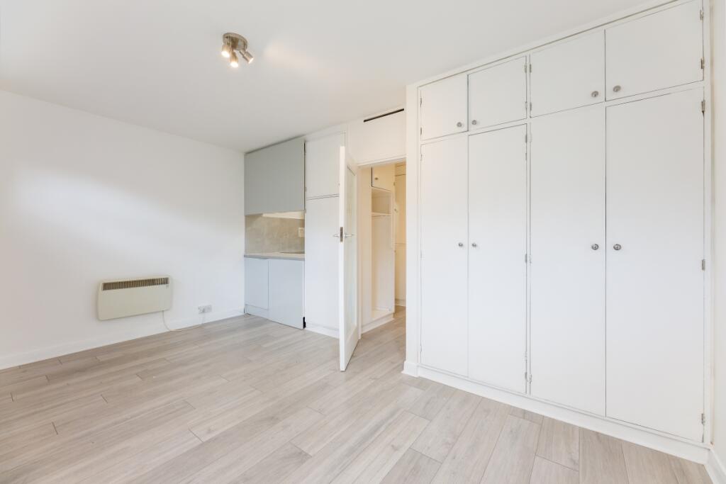 4 bed Apartment for rent in Bermondsey. From Cluttons - Tower Bridge - Lettings 4 bed Apartment for rent in Bermondsey. From Cluttons - Tower Bridge - Lettings