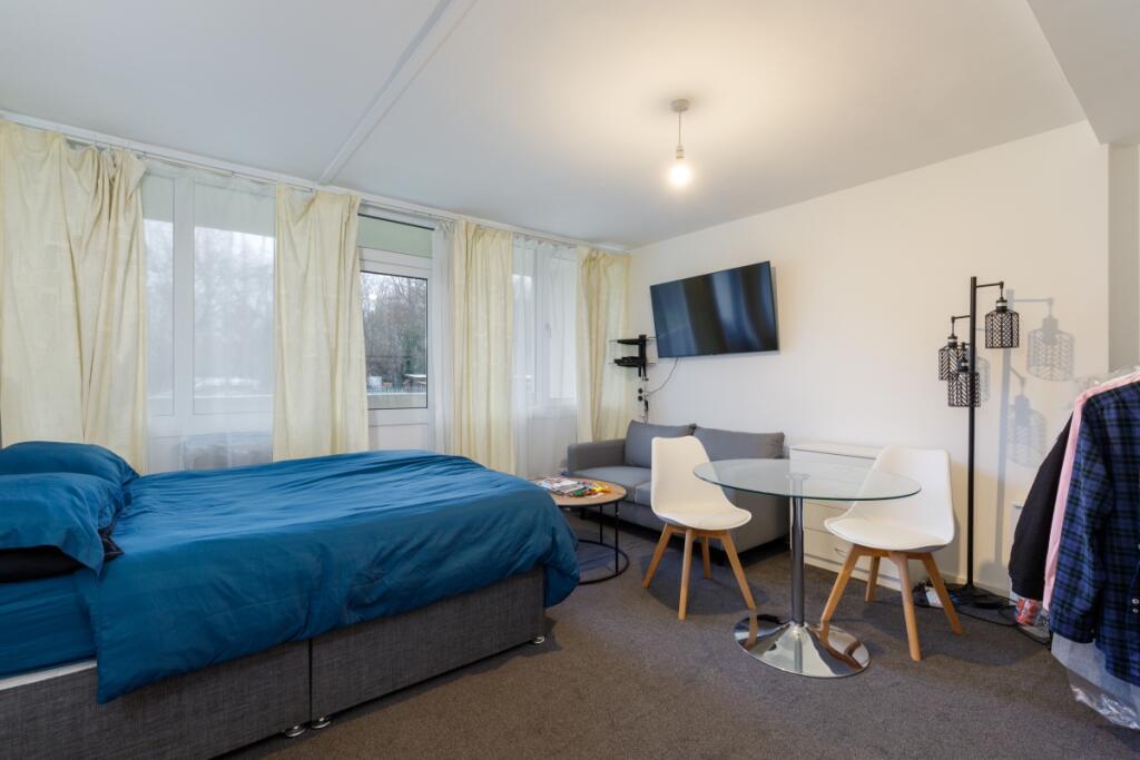 4 bed Apartment for rent in London. From Cluttons - Tower Bridge - Lettings