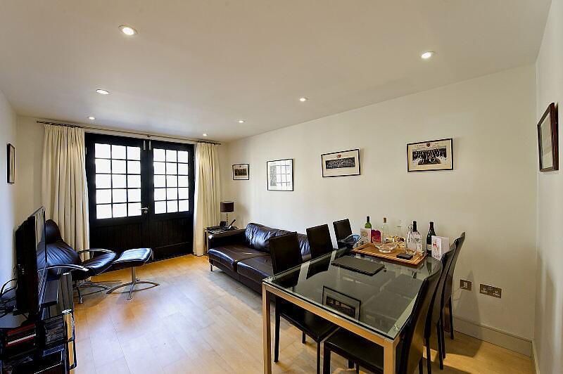 1 bed 1st Floor Flat for rent in London. From Cluttons - Tower Bridge - Lettings 1 bed 1st Floor Flat for rent in London. From Cluttons - Tower Bridge - Lettings