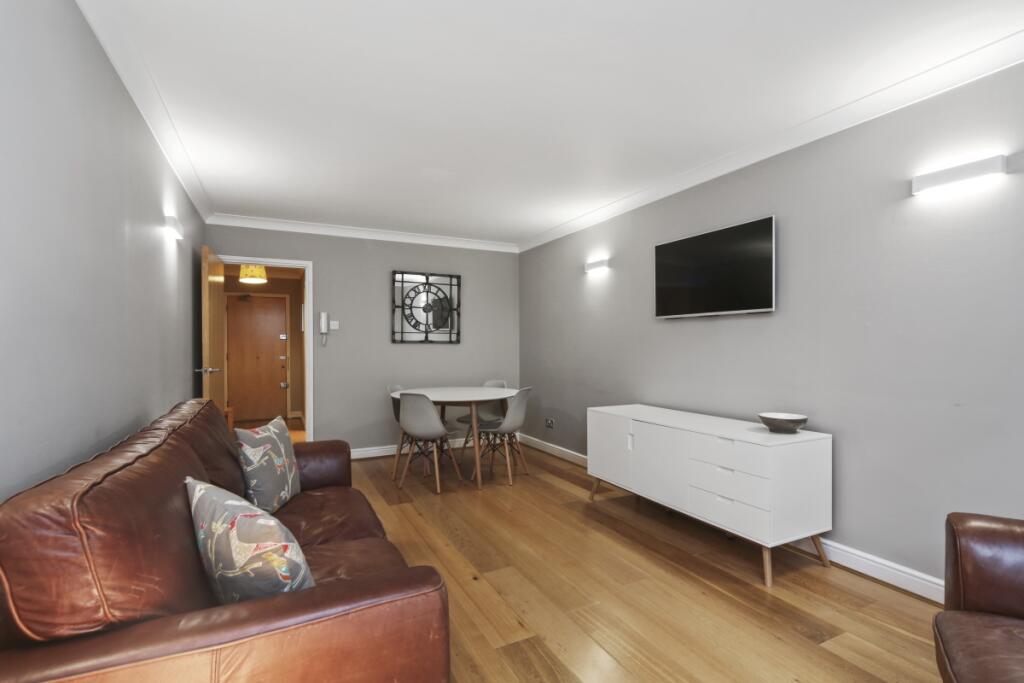 2 bed Apartment for rent in London. From Cluttons - Tower Bridge - Lettings