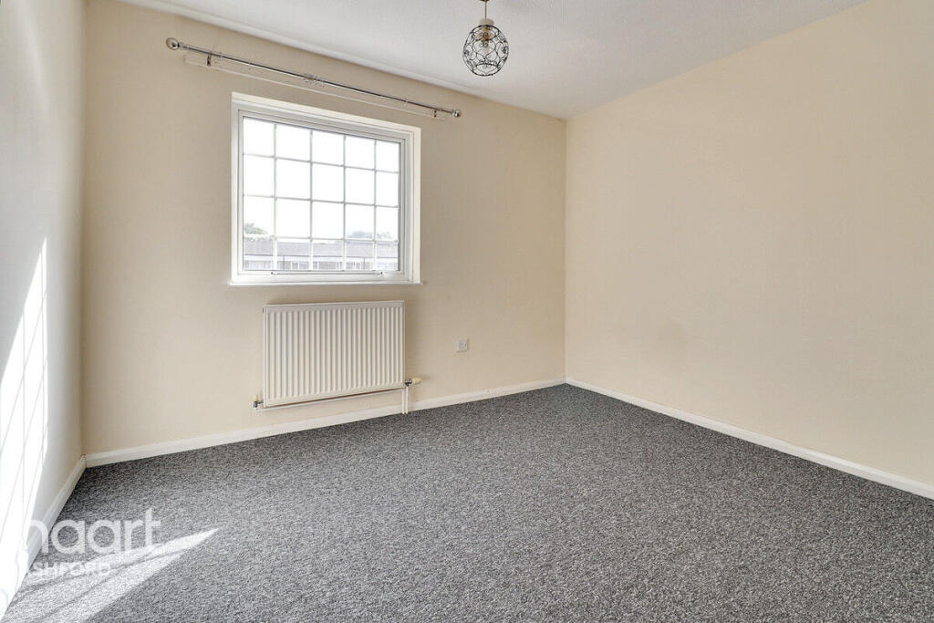 3 bed Mid Terraced House for rent in Canterbury. From haart - Ashford
