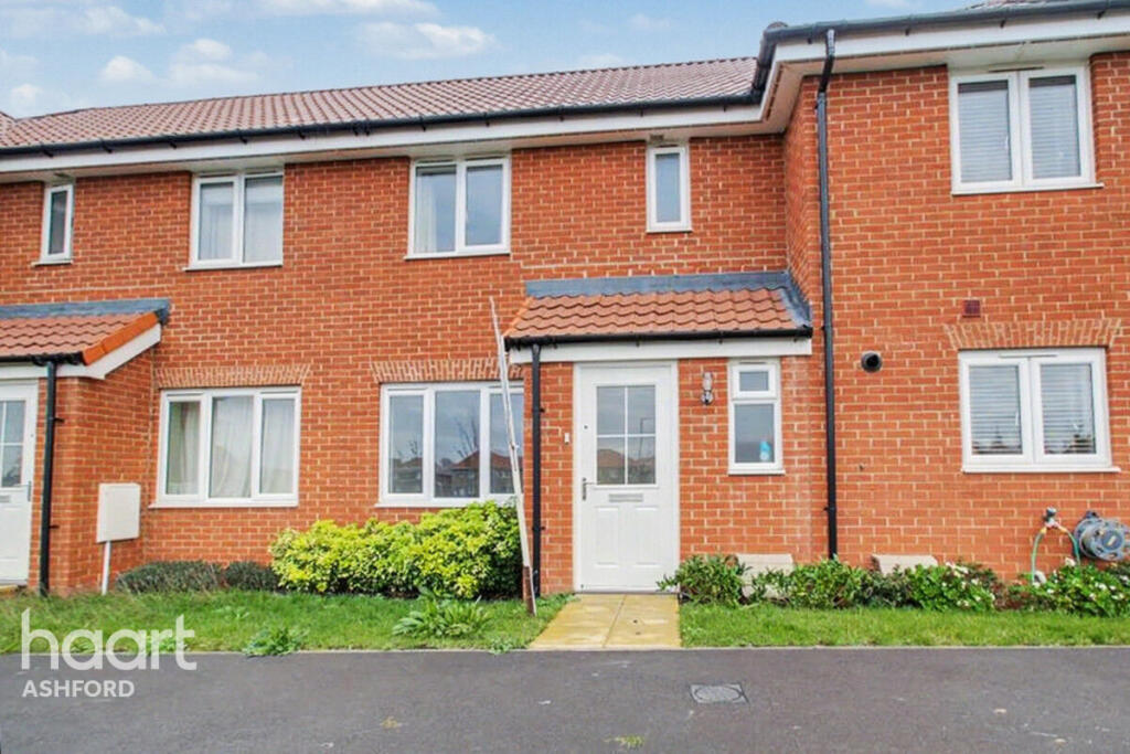 3 bed Mid Terraced House for rent in Aylesham. From haart - Ashford 3 bed Mid Terraced House for rent in Aylesham. From haart - Ashford