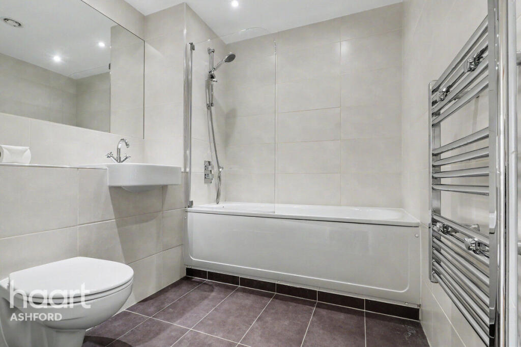1 bed Apartment for rent in Ashford. From haart - Ashford