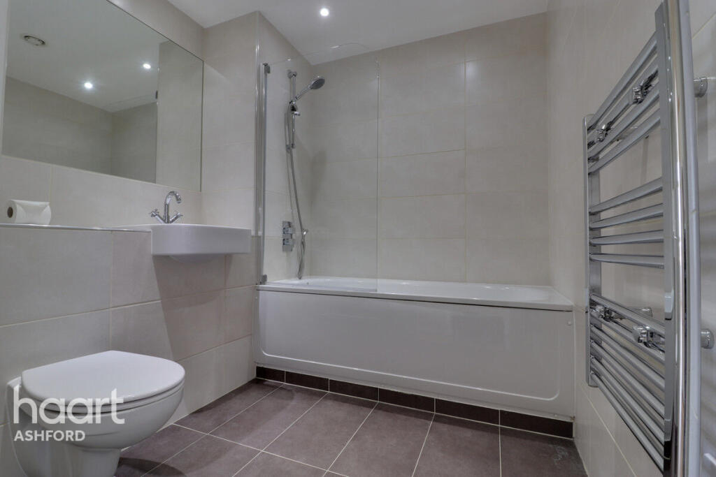 2 bed Apartment for rent in Ashford. From haart - Ashford