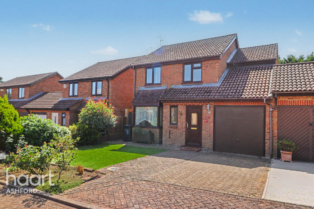 3 bed Link detached for rent in Ashford. From haart - Ashford