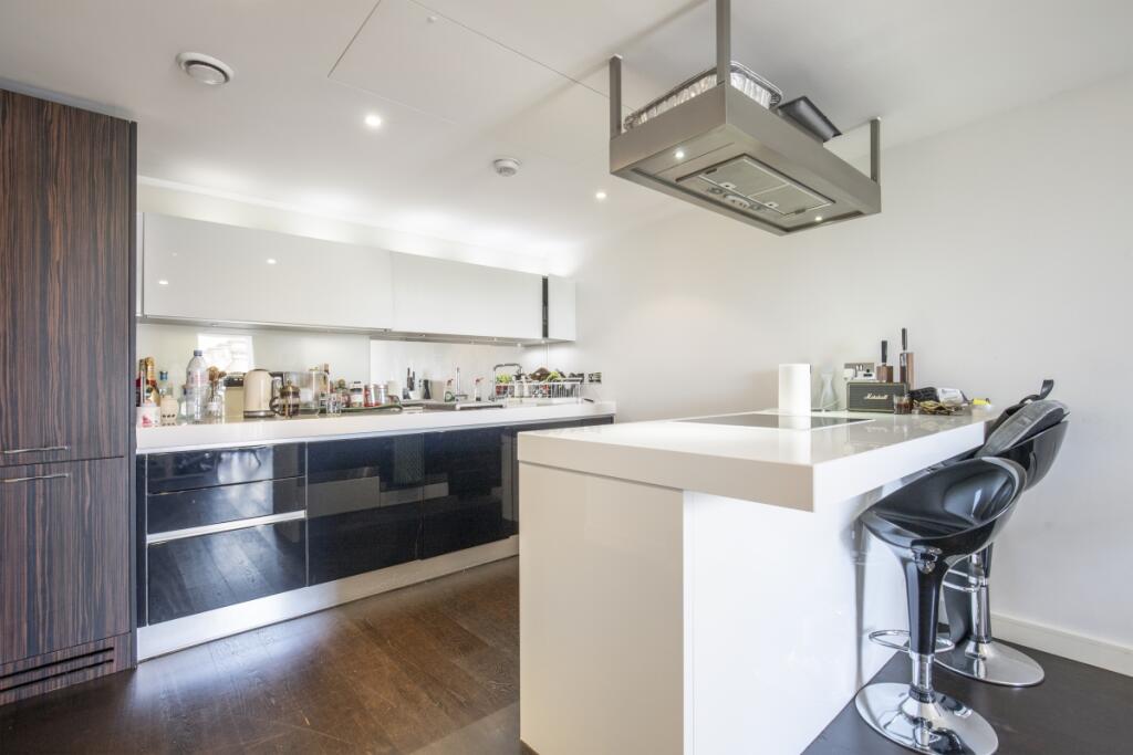 2 bed 1st Floor Flat for rent in Chelsea. From Cluttons - Chelsea - Lettings