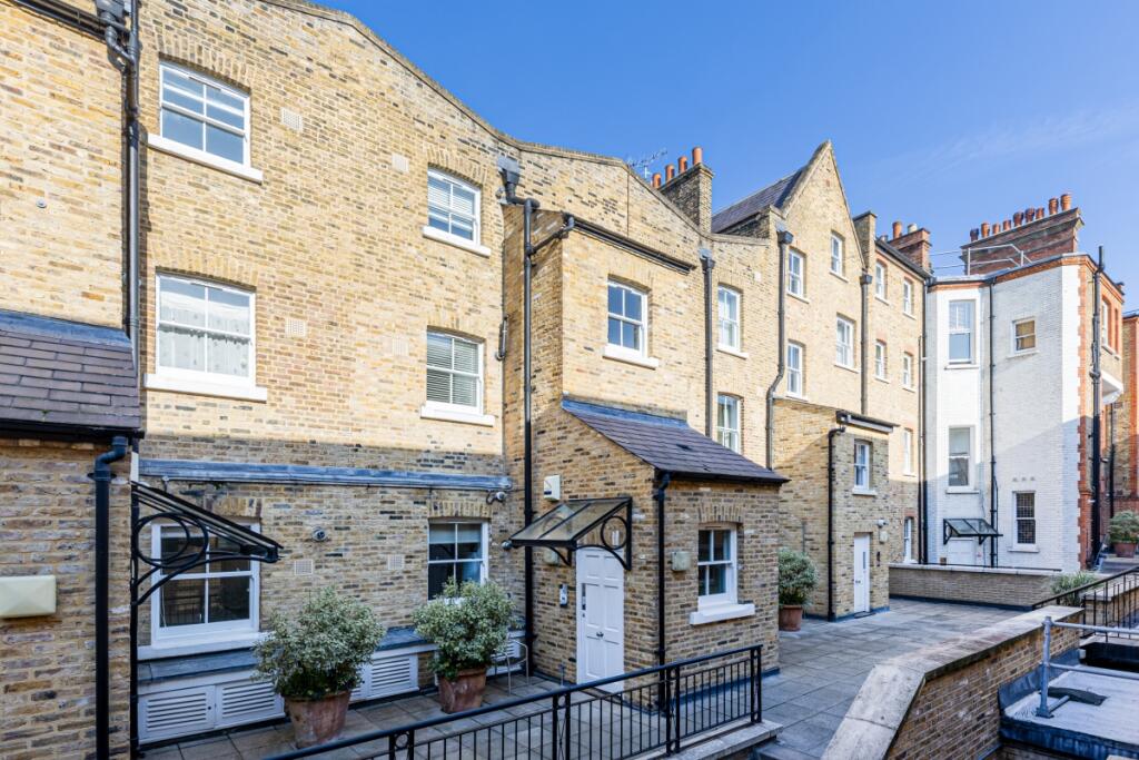 1 bed 1st Floor Flat for rent in London. From Cluttons - Chelsea - Lettings