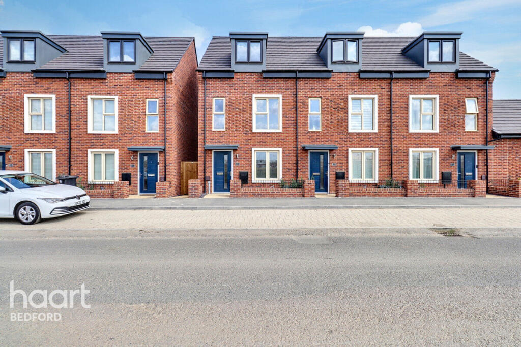 3 bed Town House for rent in Bedford. From haart - Bedford
