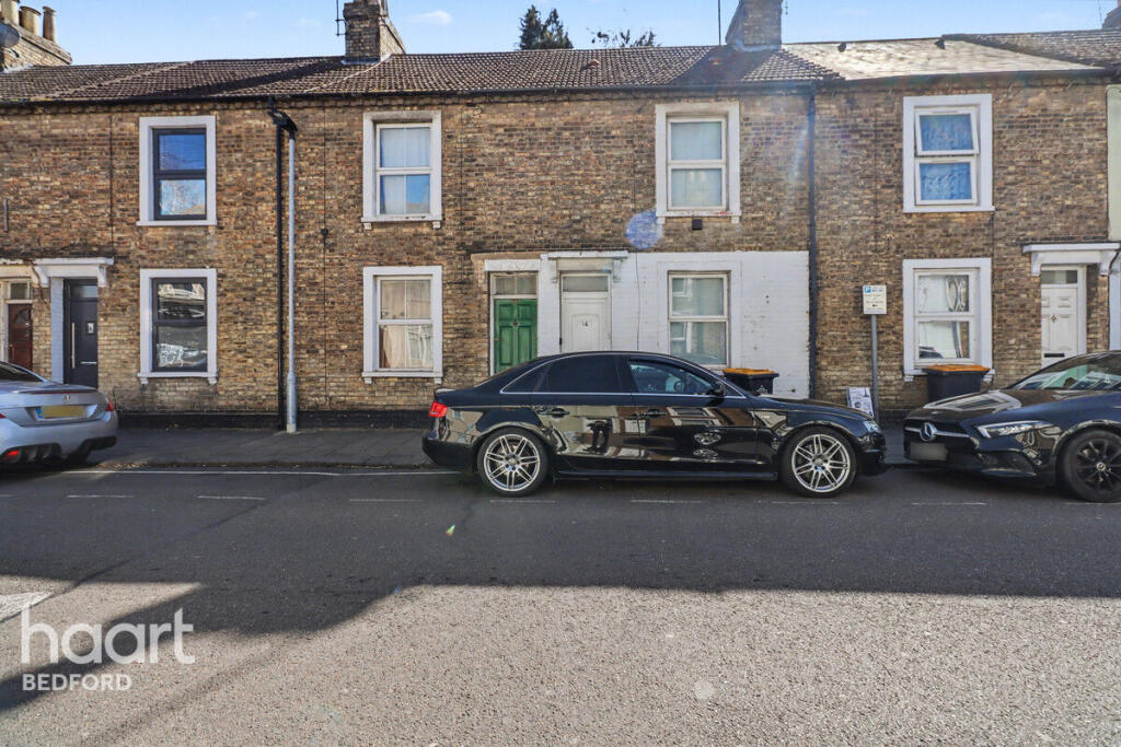3 bed Mid Terraced House for rent in Bedford. From haart - Bedford