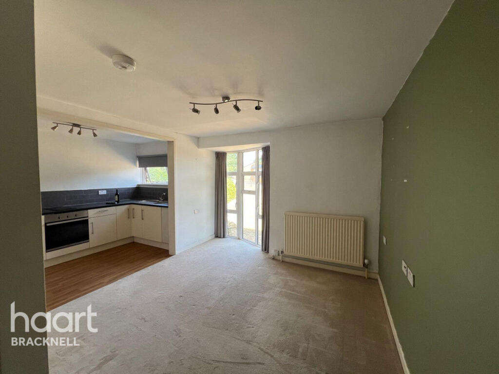 4 bed Studio for rent in Bracknell. From haart - Bracknell