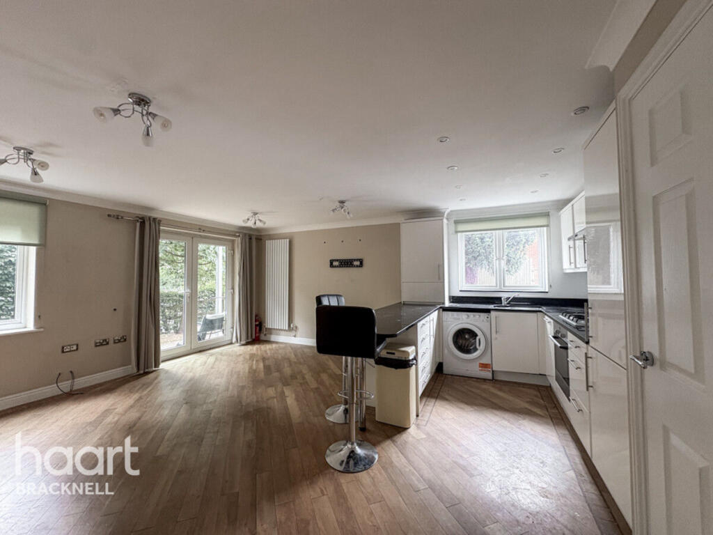 2 bed Apartment for rent in Ascot. From haart - Bracknell