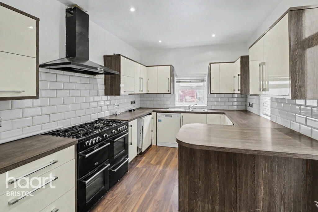 3 bed Mid Terraced House for rent in Bristol. From haart - Bristol