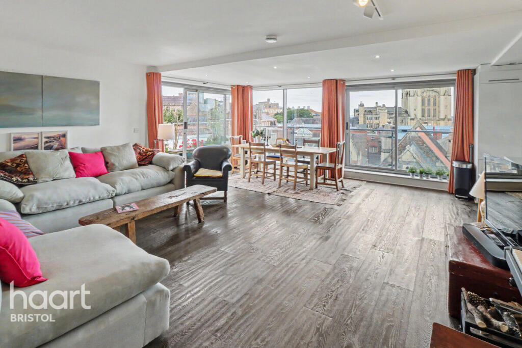 3 bed 1st Floor Flat for rent in Leigh Woods. From haart - Bristol 3 bed 1st Floor Flat for rent in Leigh Woods. From haart - Bristol