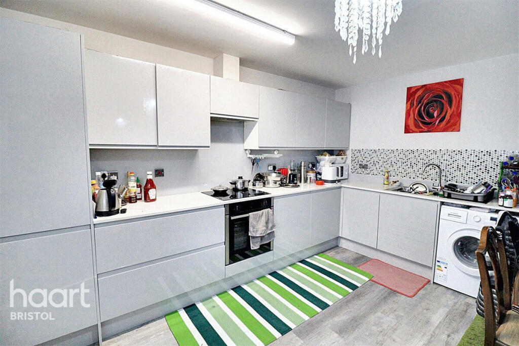 2 bed Apartment for rent in Pill. From haart - Bristol