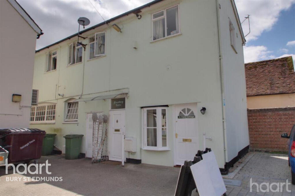 4 bed Studio for rent in Long Melford. From haart - Bury St. Edmunds 4 bed Studio for rent in Long Melford. From haart - Bury St. Edmunds