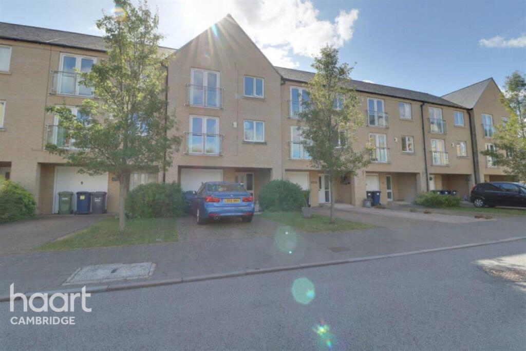 4 bed Mid Terraced House for rent in Little Paxton. From haart - Cambridge 4 bed Mid Terraced House for rent in Little Paxton. From haart - Cambridge